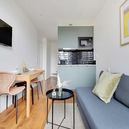 Modern - 1br-4p - Apartment